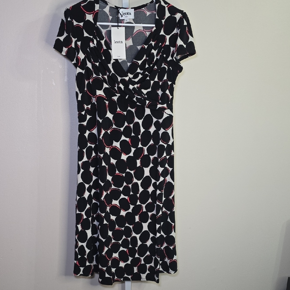 Leota Black and White V Neck Sheath Dress Ladies Sz M
